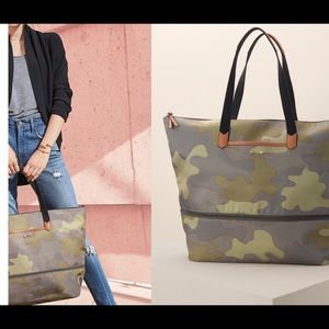 Camo Day Tripper bag/Tote By Stella and Dot